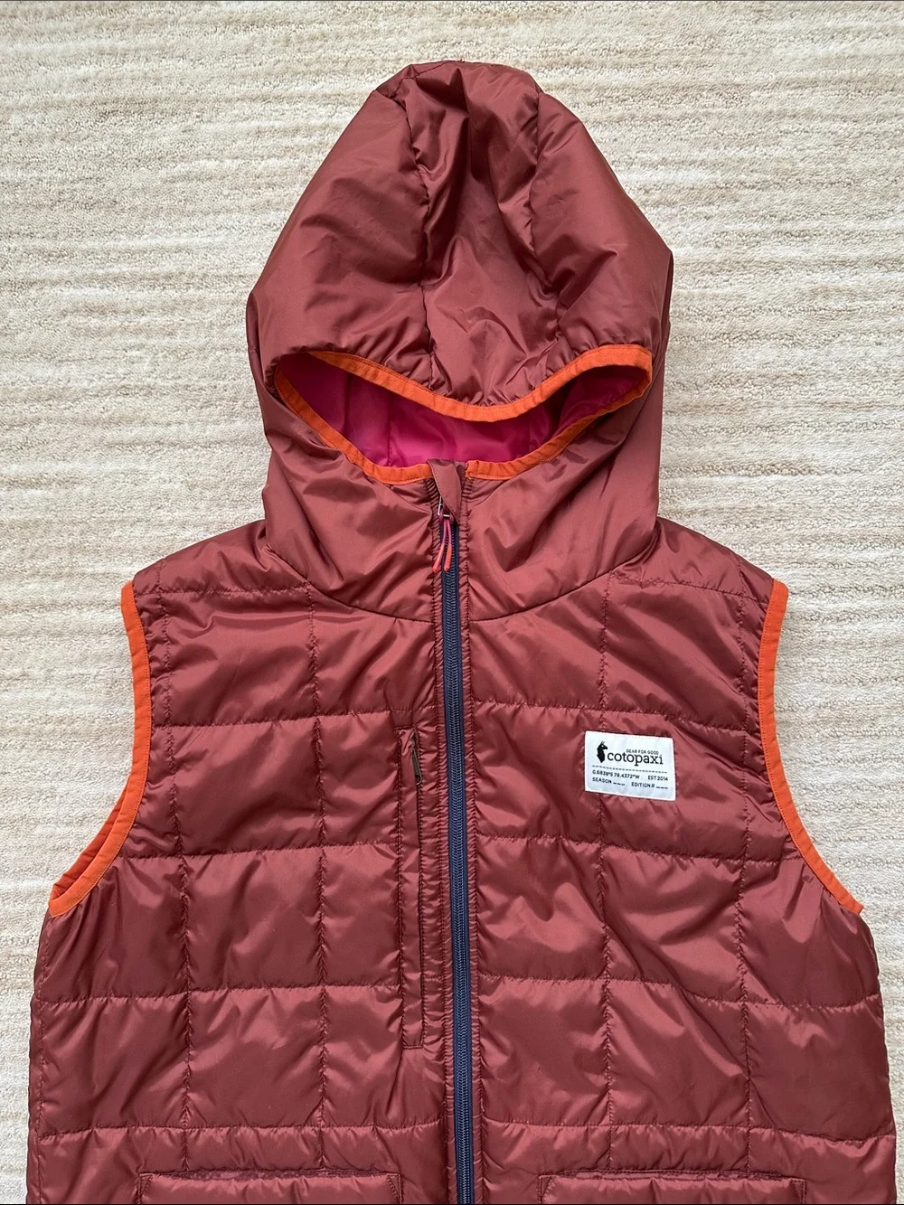 Like New Cotopaxi Teca Calido Hooded Vest Reversible Insulated Pink Brown Large
